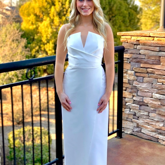 Size 2 - Picture 2 of 2